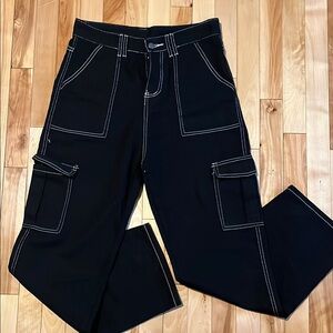 Trendy Black Trousers with White Stitching